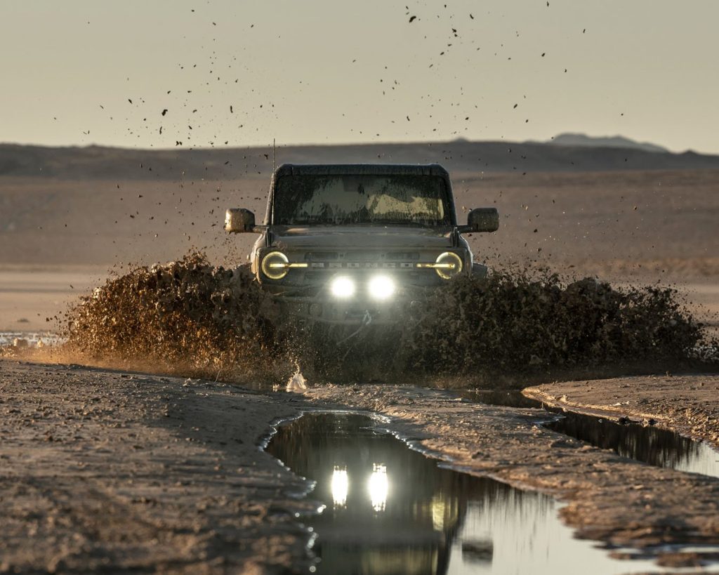 Ford Bronco Driving Through Mud