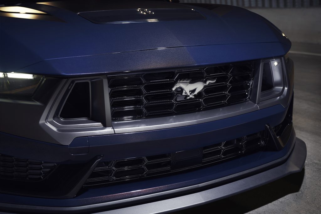With sinister looks and a specially modified 5.0-liter V8 – the most powerful 5.0-liter V8 ever, projecting 500 horsepower – Dark Horse expands the Mustang lineup and sets a new benchmark for American street and track performance that could only come in a Mustang. Pre-production vehicles shown.