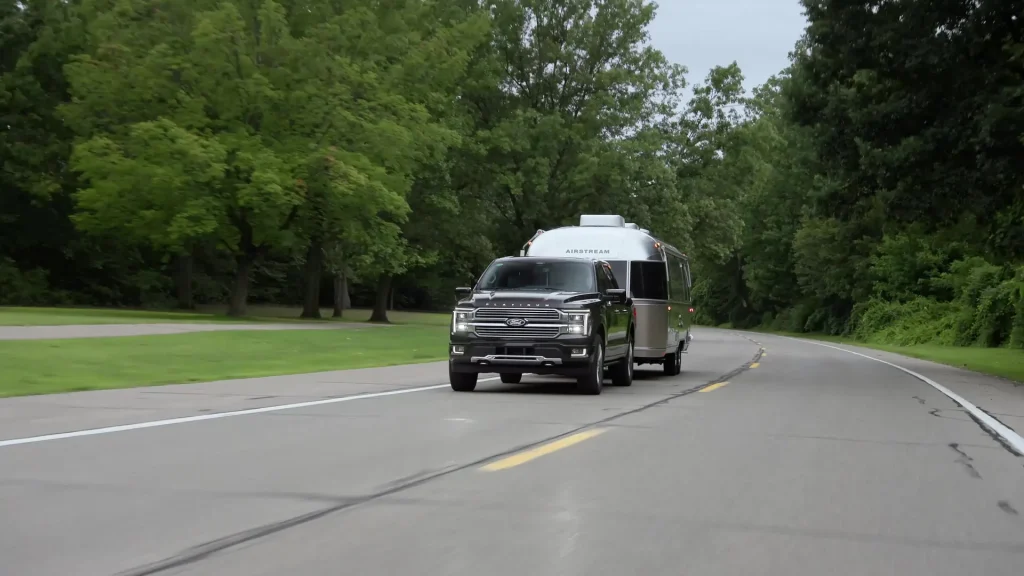 Ford F150 Hauling a Camper