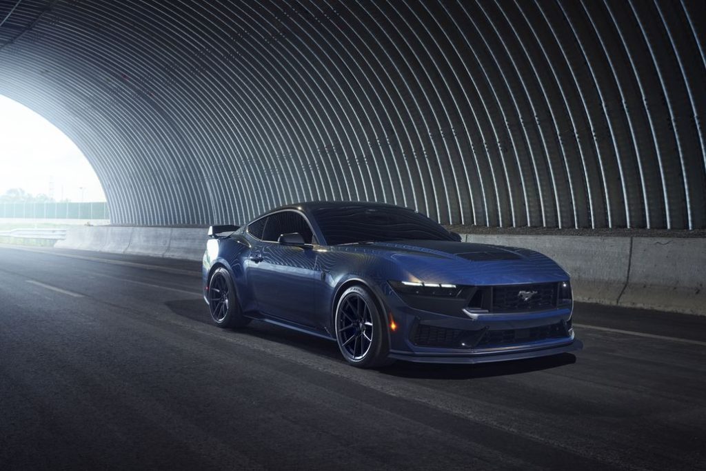 With sinister looks and a specially modified 5.0-liter V8 – the most powerful 5.0-liter V8 ever, projecting 500 horsepower – Dark Horse expands the Mustang lineup and sets a new benchmark for American street and track performance that could only come in a Mustang. Pre-production vehicles shown.