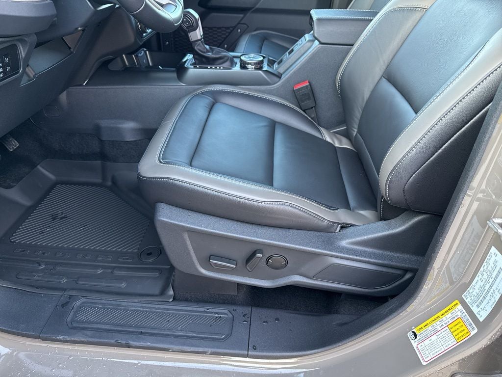 2025 Ford Bronco Outer Banks Coastal Package