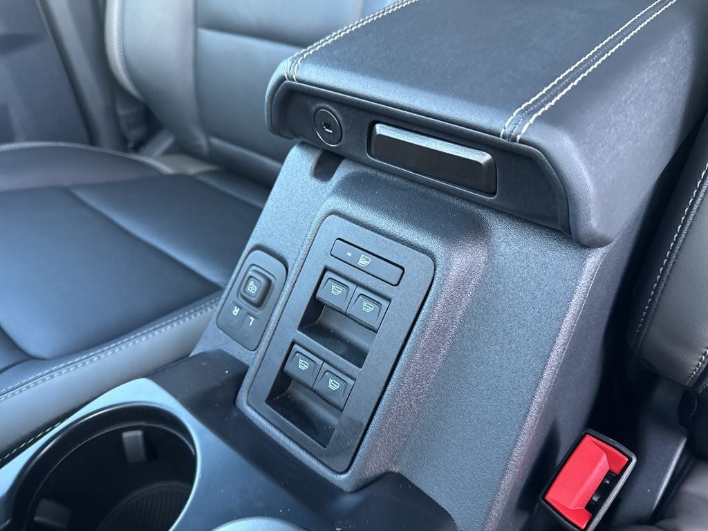 2025 Ford Bronco Outer Banks Coastal Package