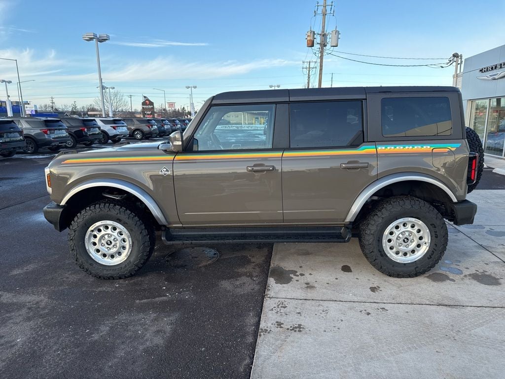 2025 Ford Bronco Outer Banks Coastal Package