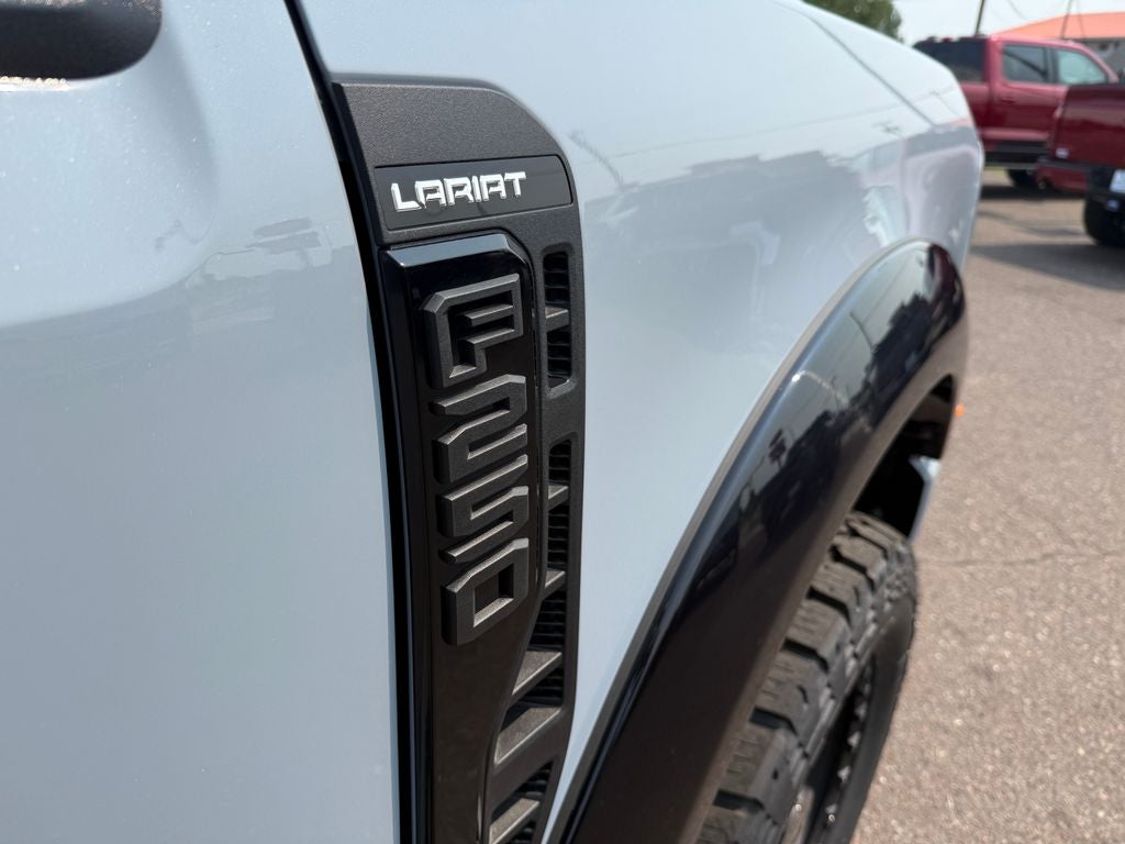 2026 Ford F-250SD Lariat ROUSH