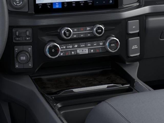 2026 Ford Super Duty LARIAT