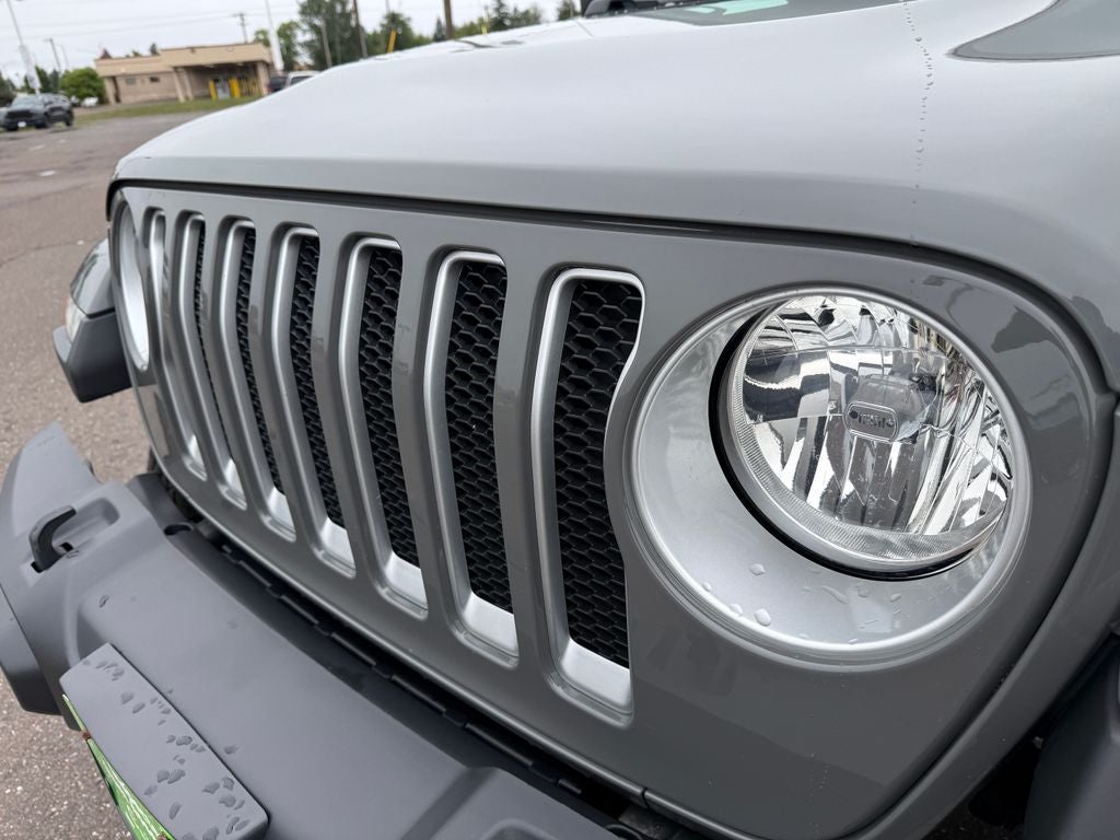 2023 Jeep Wrangler Sahara