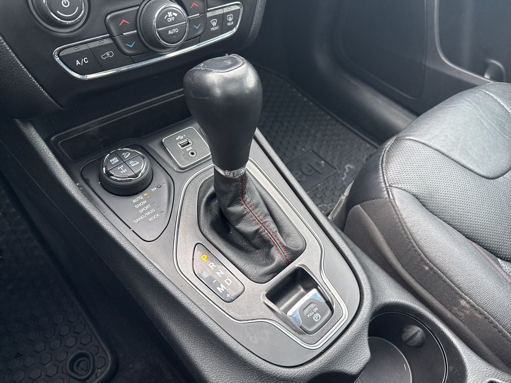 2020 Jeep Cherokee Trailhawk