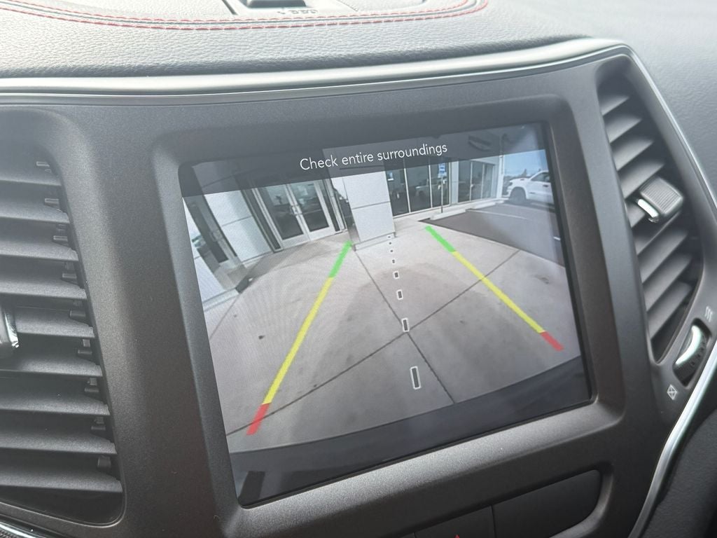 2020 Jeep Cherokee Trailhawk