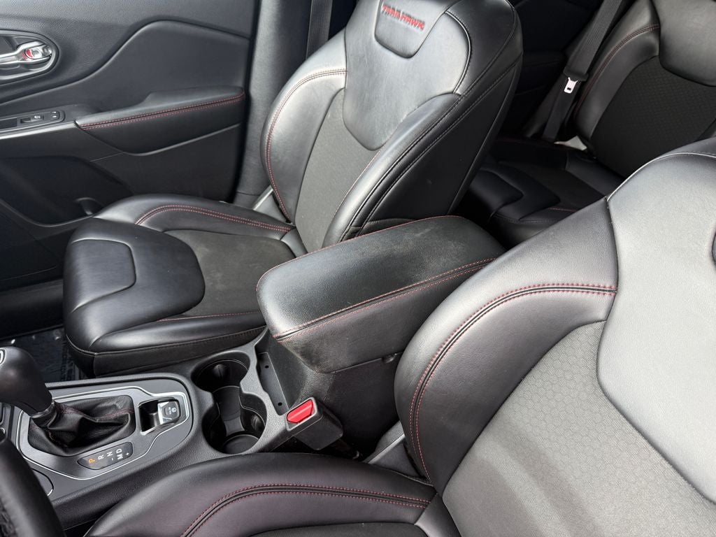 2020 Jeep Cherokee Trailhawk