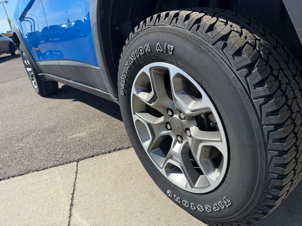 2022 Jeep Cherokee Trailhawk