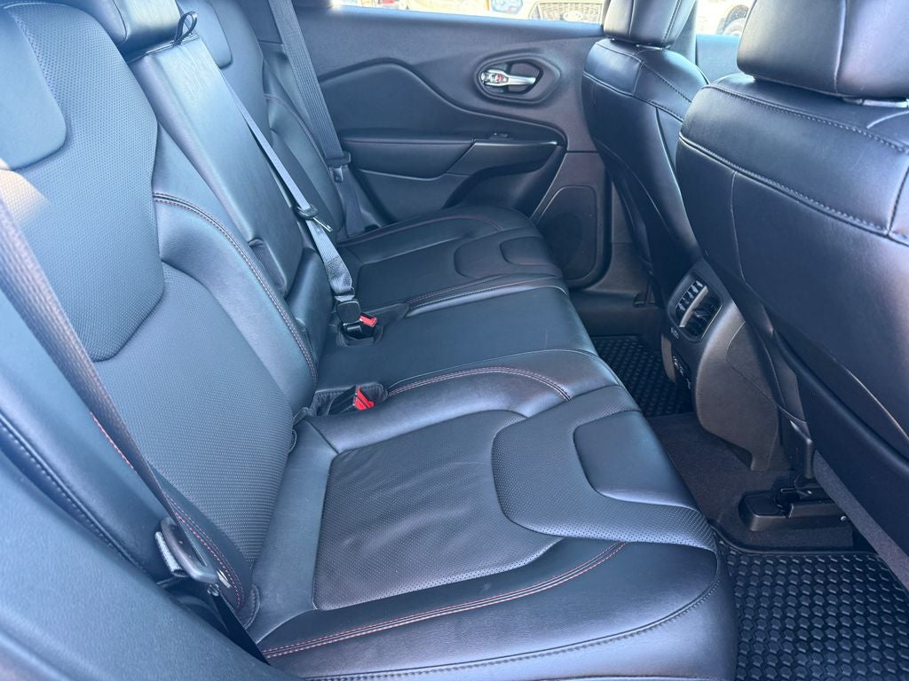 2022 Jeep Cherokee Trailhawk