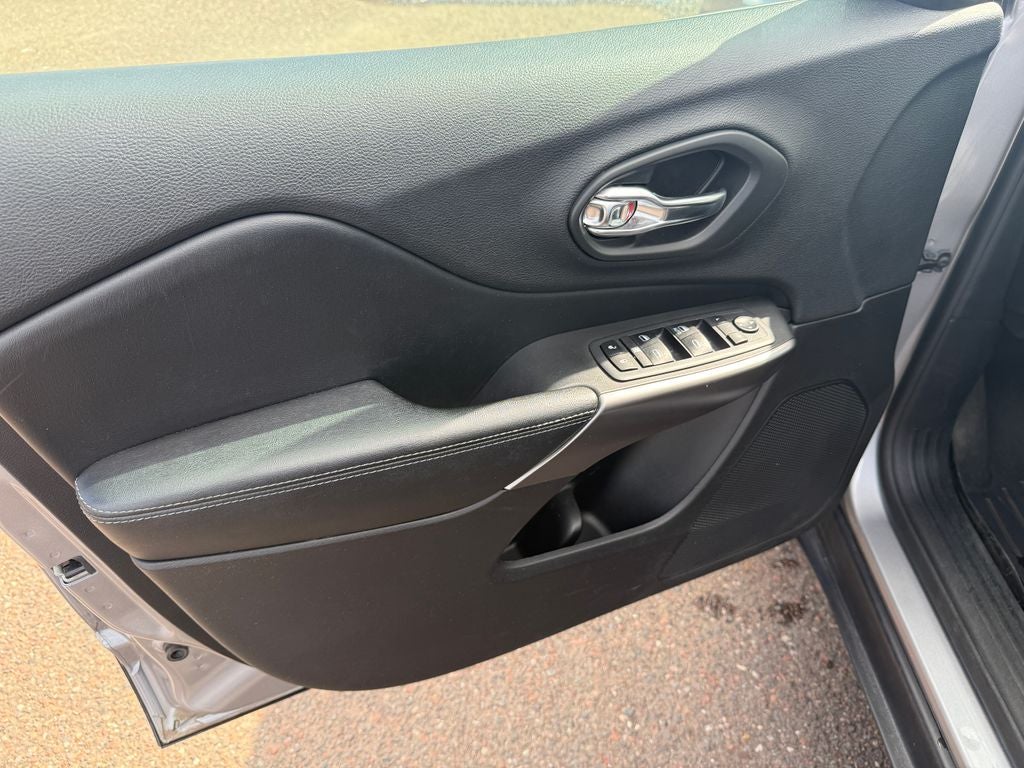 2020 Jeep Cherokee Latitude