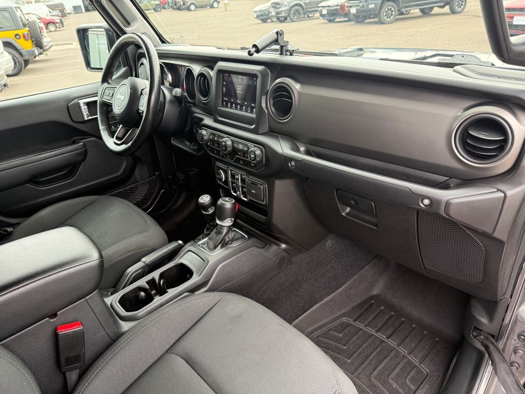 2022 Jeep Gladiator Sport
