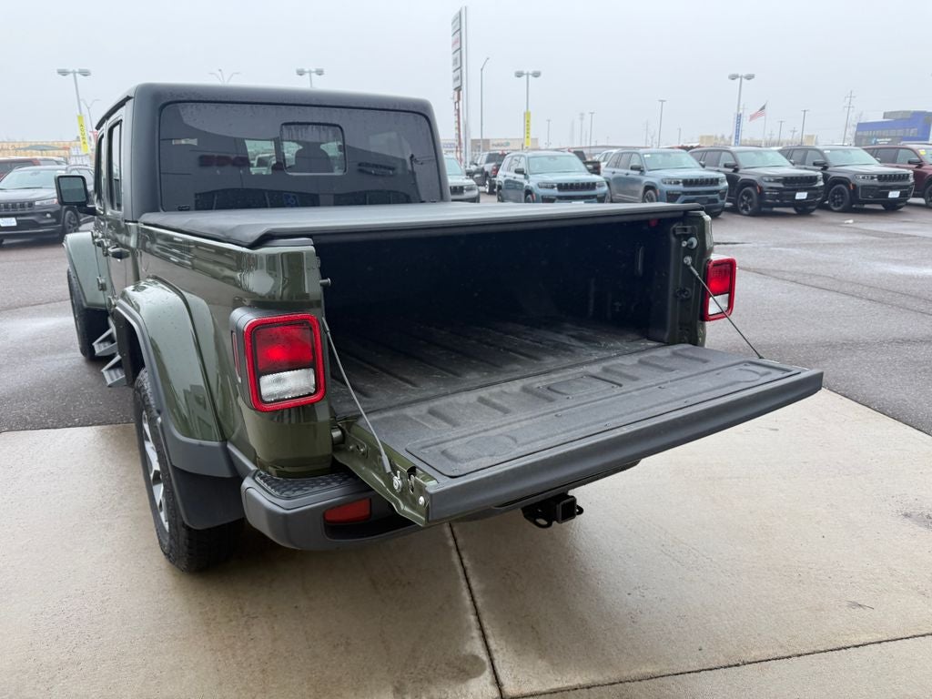 2024 Jeep Gladiator Sport