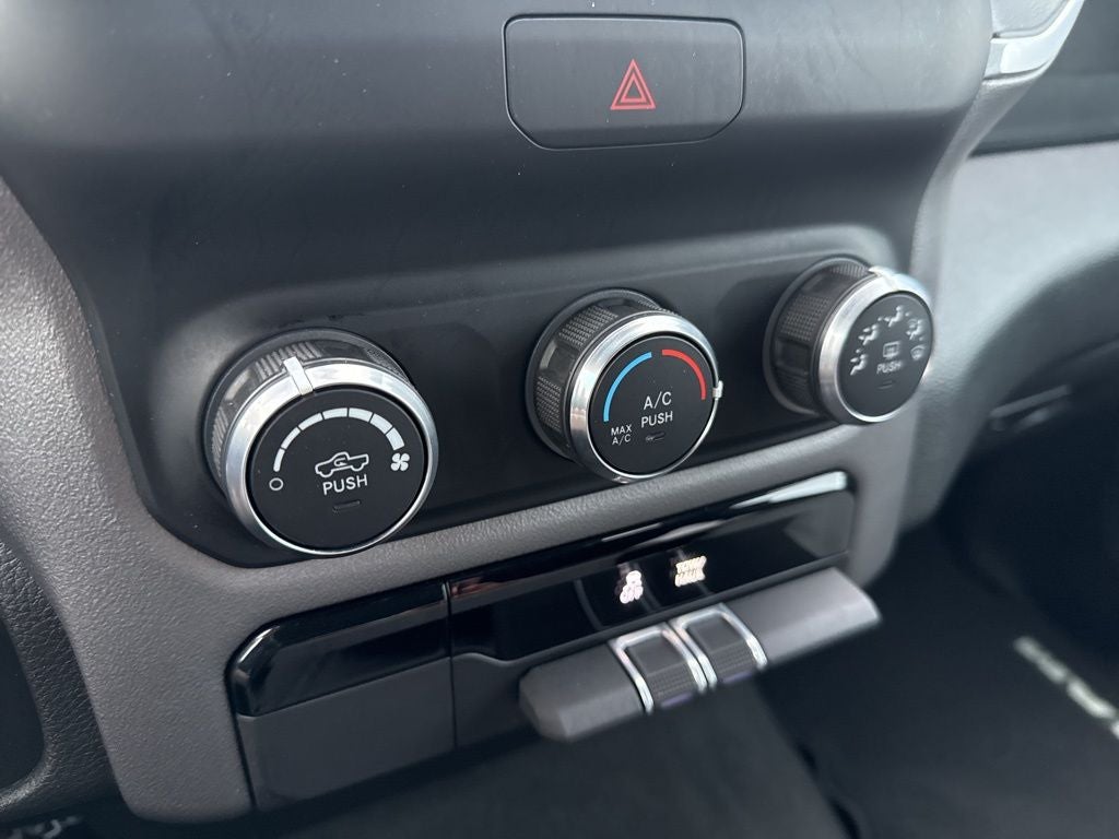 2024 RAM 1500 Big Horn/Lone Star