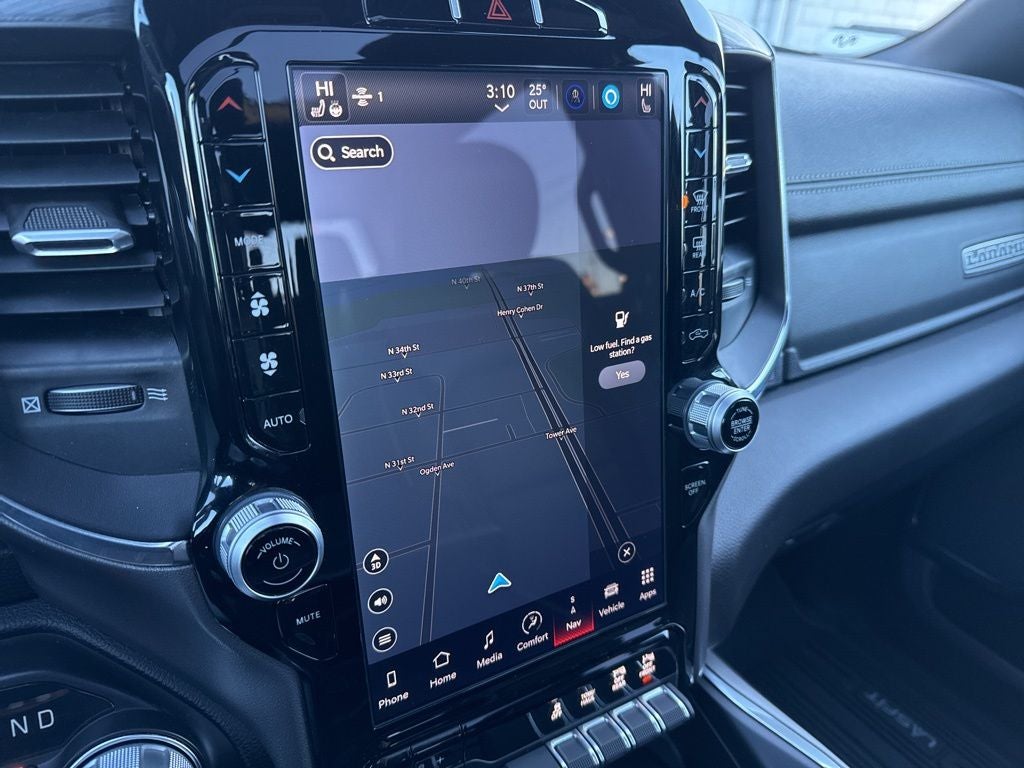 2024 RAM 1500 Laramie