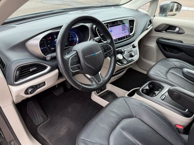 2021 Chrysler Pacifica Hybrid Touring L