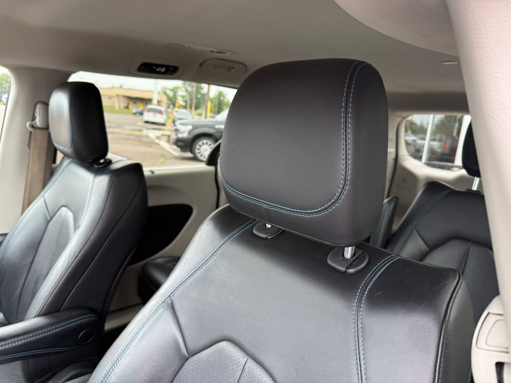 2021 Chrysler Pacifica Hybrid Touring L