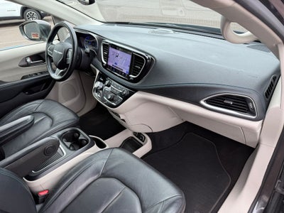 2021 Chrysler Pacifica Hybrid Touring L