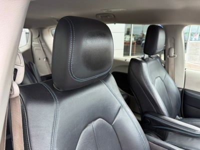 2021 Chrysler Pacifica Hybrid Touring L
