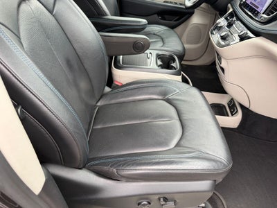 2021 Chrysler Pacifica Hybrid Touring L