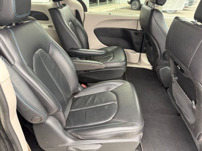2021 Chrysler Pacifica Hybrid Touring L