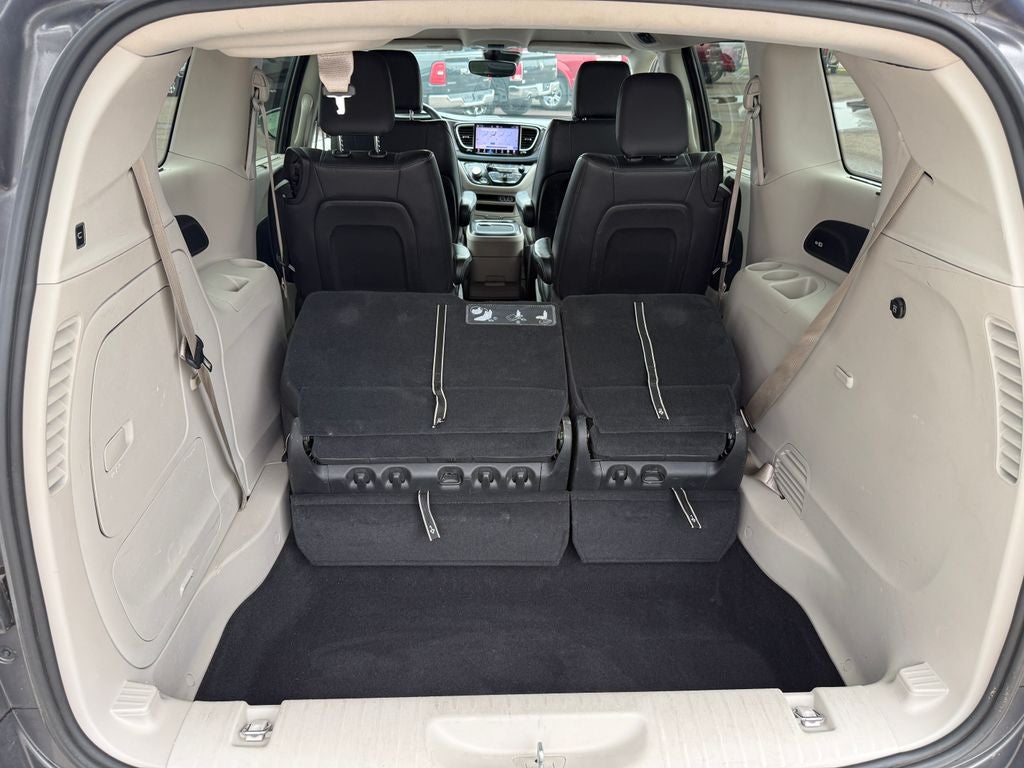 2021 Chrysler Pacifica Hybrid Touring L