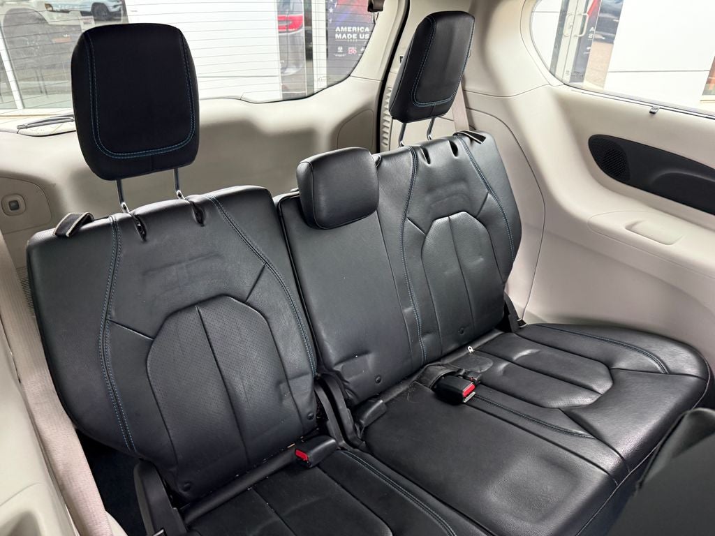 2021 Chrysler Pacifica Hybrid Touring L