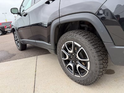 2024 Jeep Compass Trailhawk