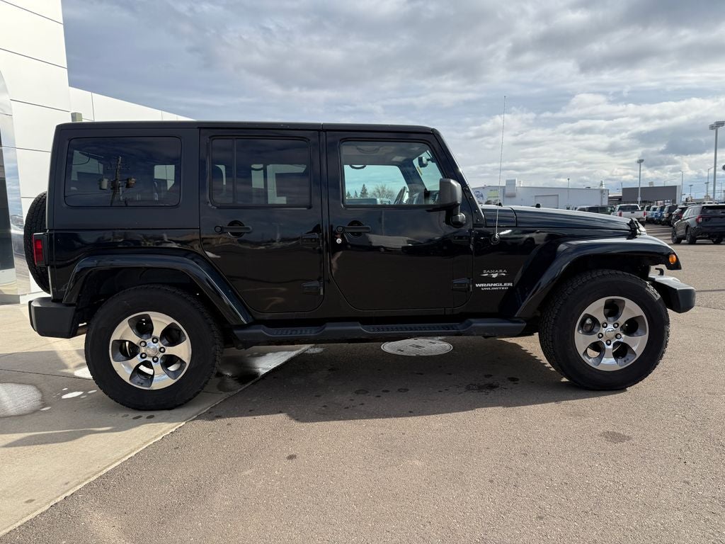 2016 Jeep Wrangler Unlimited Sahara