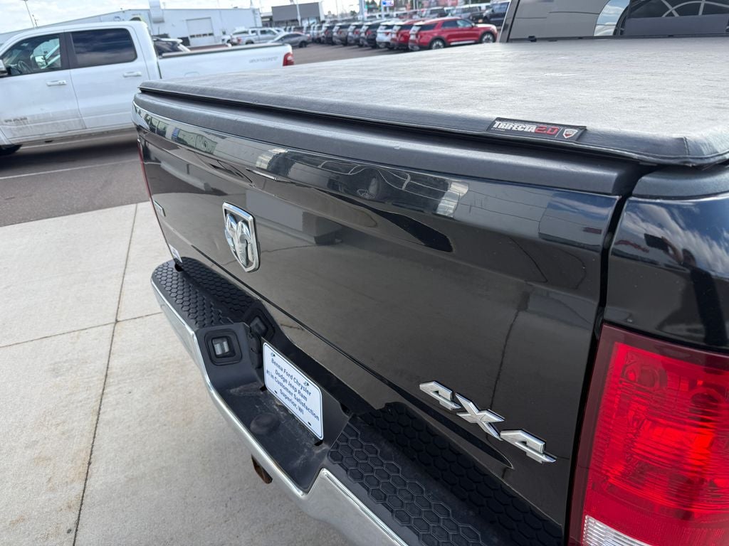 2017 RAM 1500 SLT