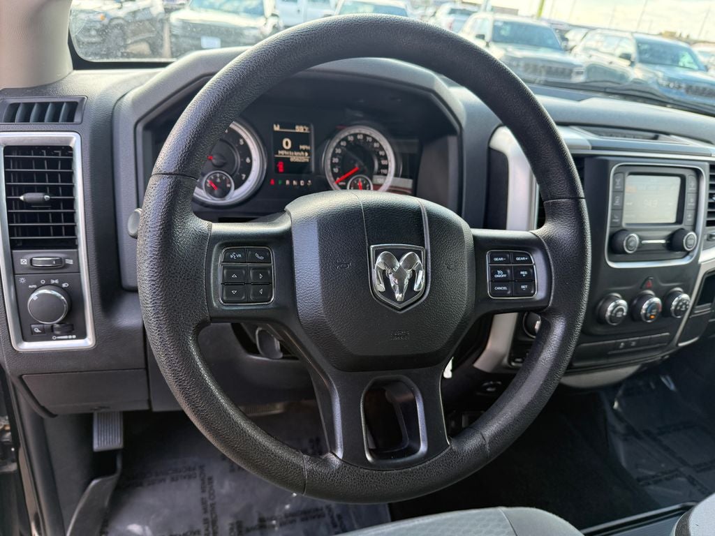 2017 RAM 1500 SLT