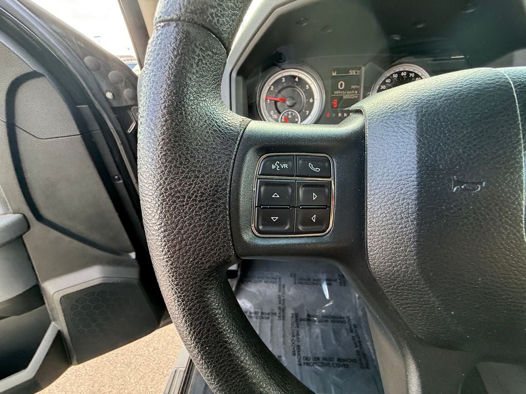2017 RAM 1500 SLT