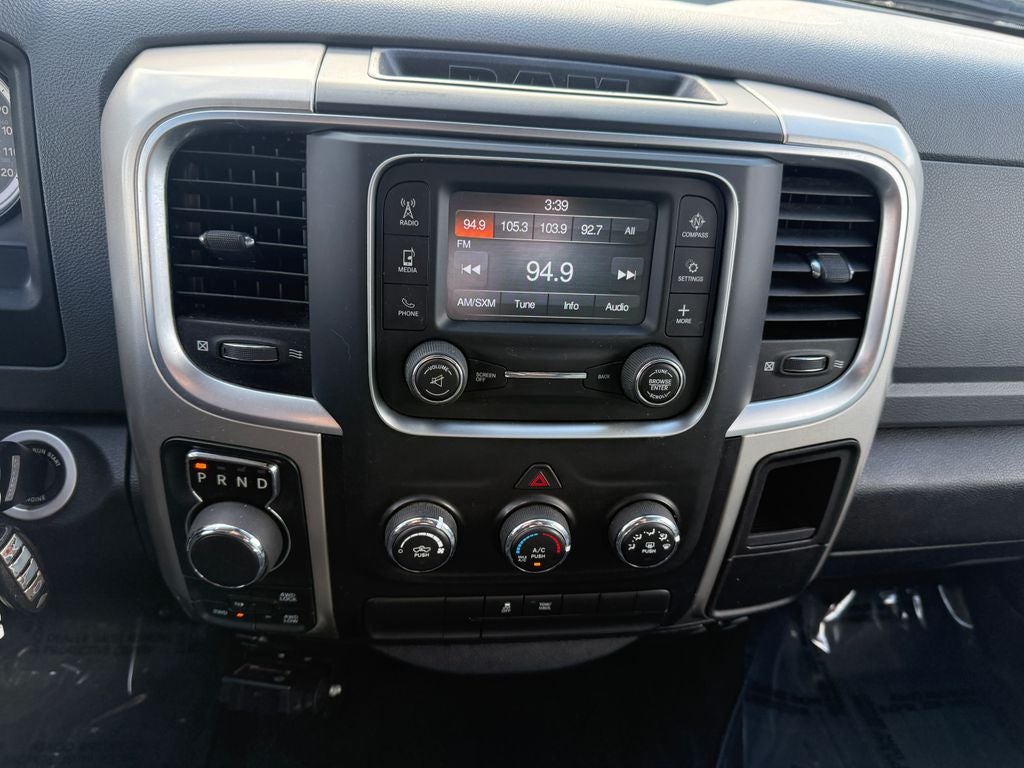 2017 RAM 1500 SLT