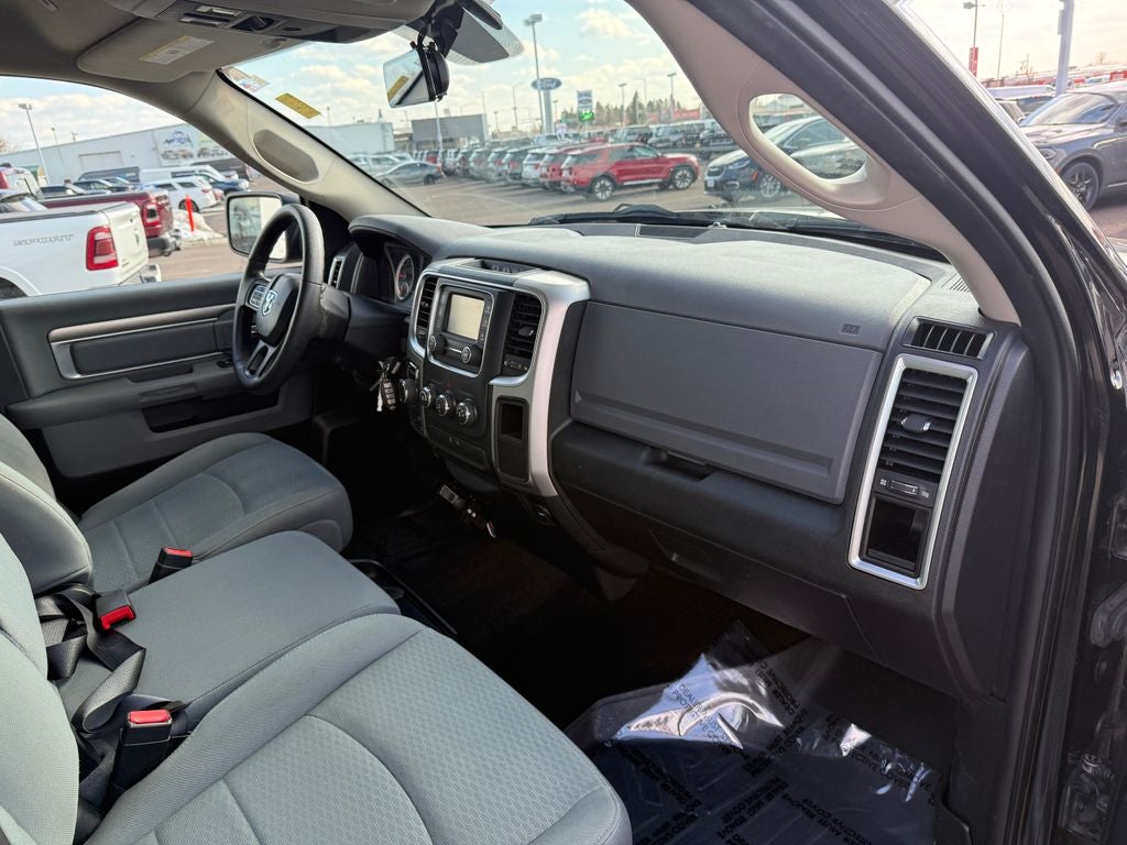 2017 RAM 1500 SLT