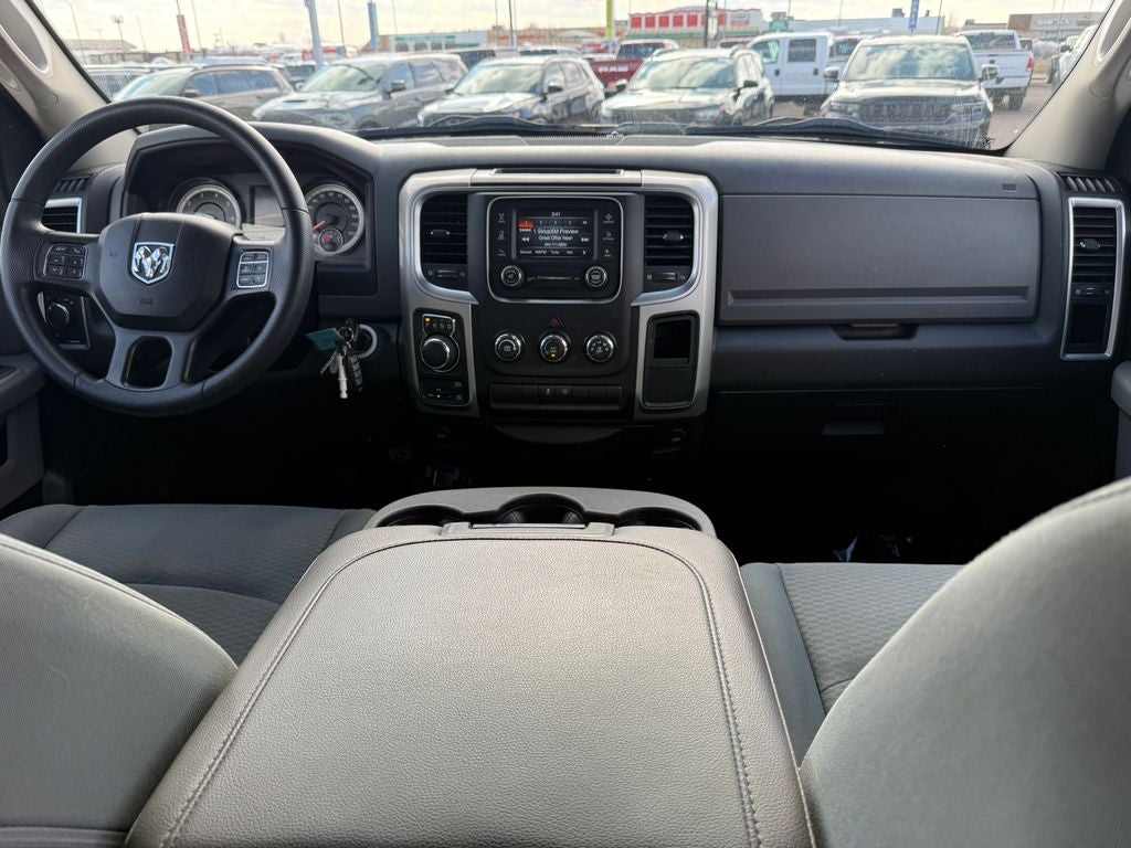 2017 RAM 1500 SLT