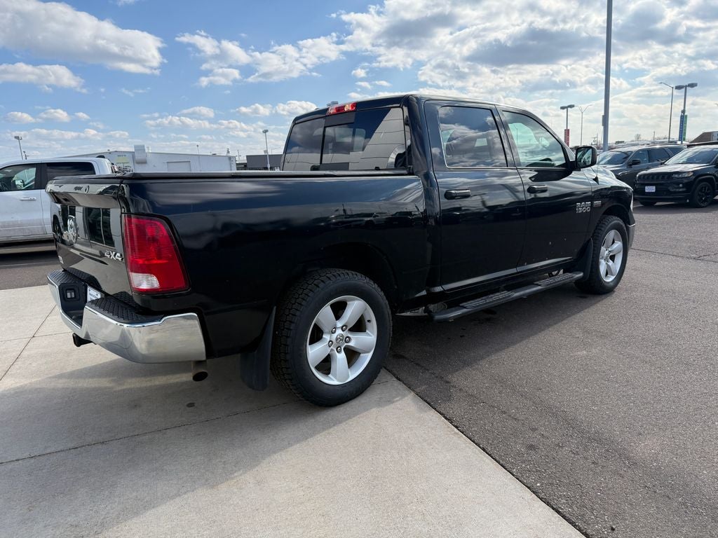 2017 RAM 1500 SLT