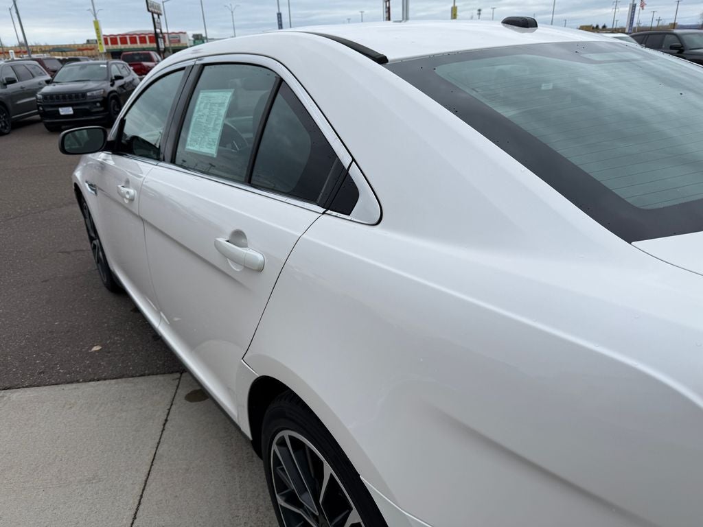 2019 Ford Taurus Limited