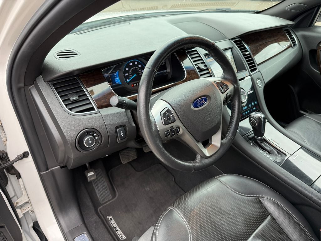 2019 Ford Taurus Limited