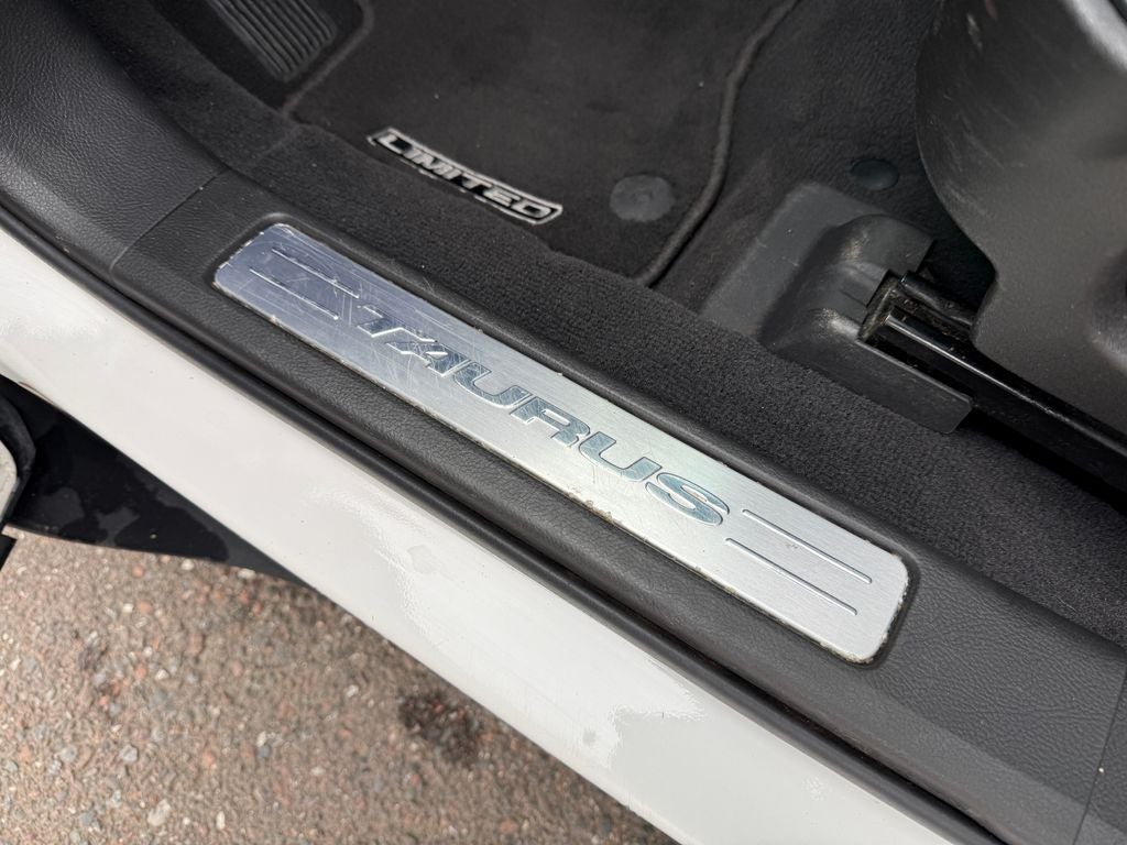 2019 Ford Taurus Limited