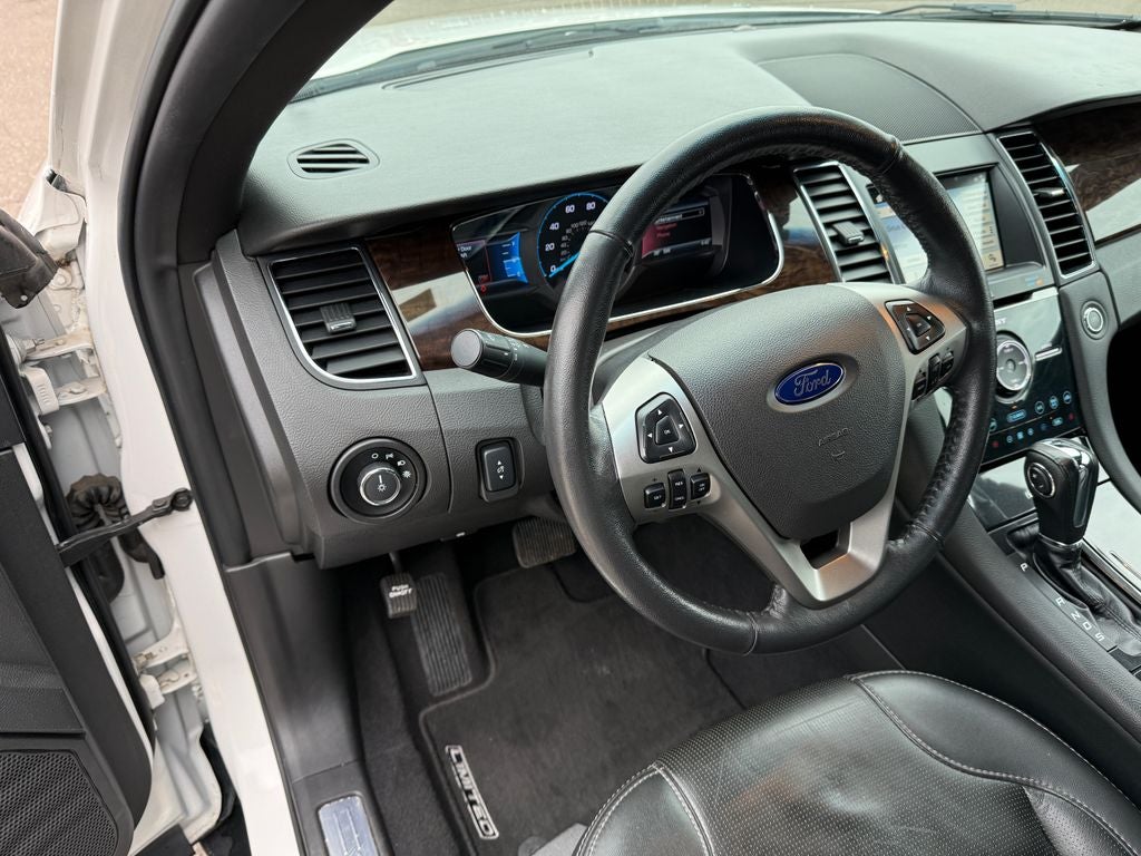 2019 Ford Taurus Limited
