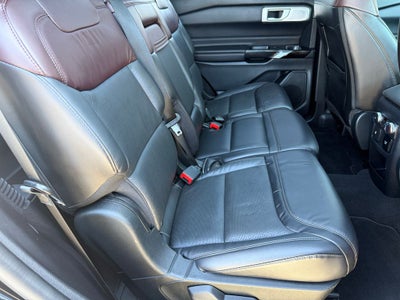 2021 Ford Explorer Platinum