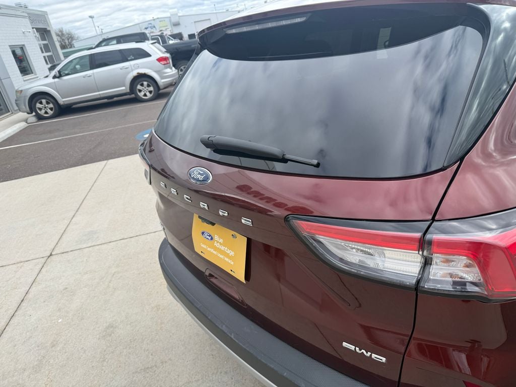 2021 Ford Escape SE
