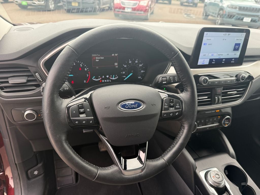 2021 Ford Escape SE