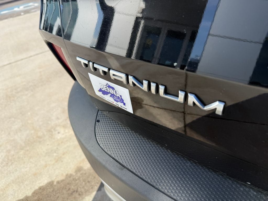 2022 Ford Escape Titanium