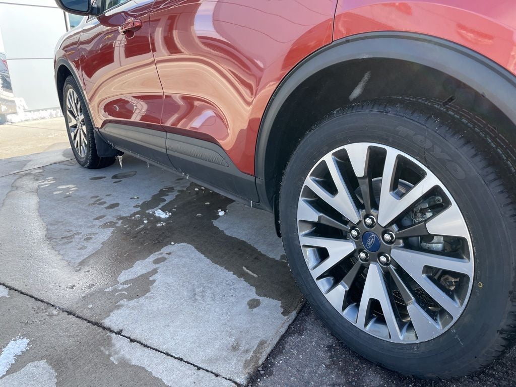 2020 Ford Escape Titanium
