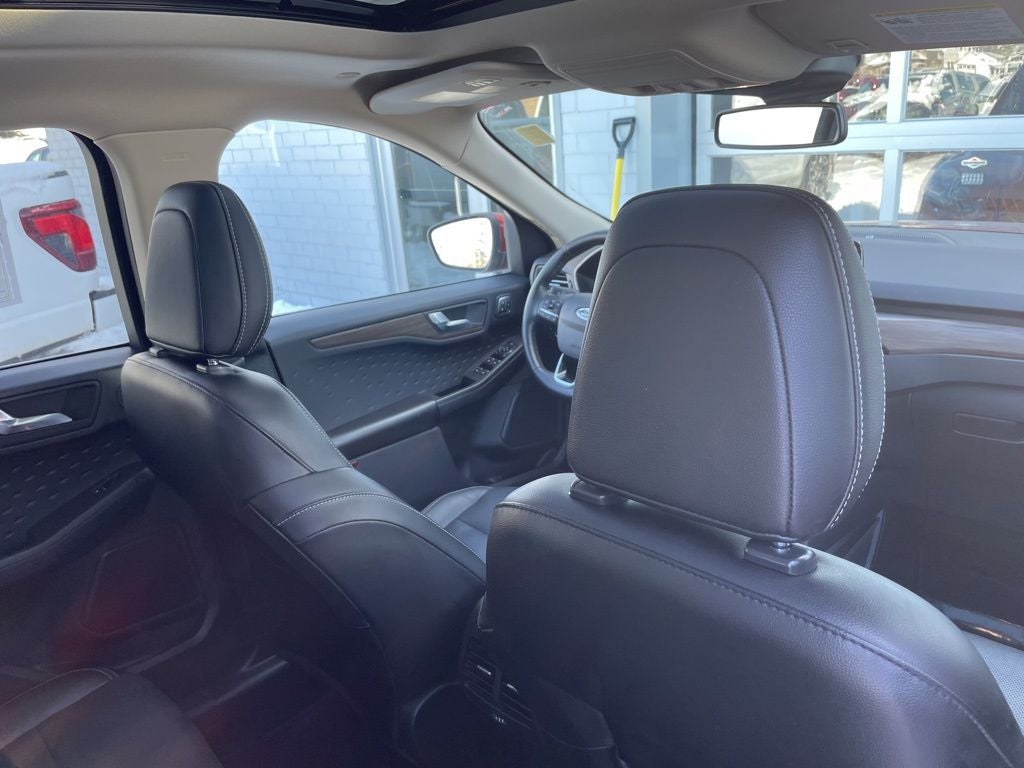 2020 Ford Escape Titanium