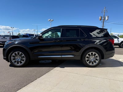 2025 Ford Explorer Active