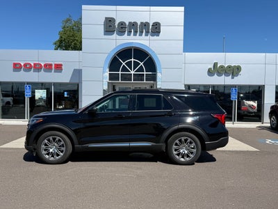 2025 Ford Explorer Active