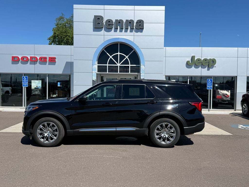 2025 Ford Explorer Active